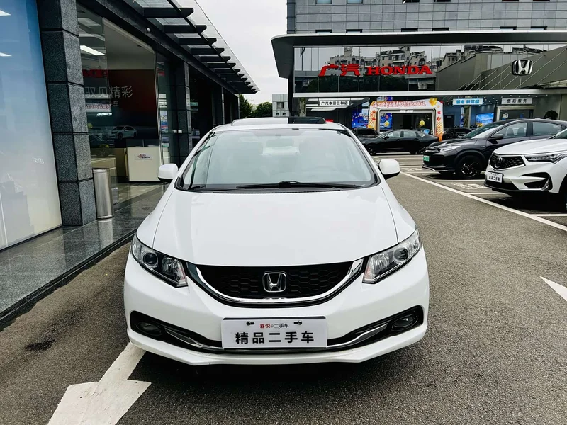 Honda Civic — фото 3