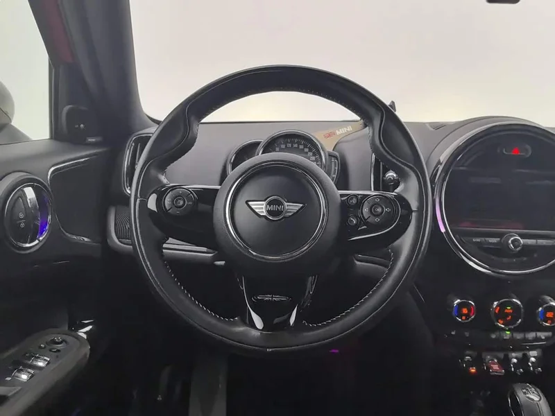 MINI COUNTRYMAN — фото 11