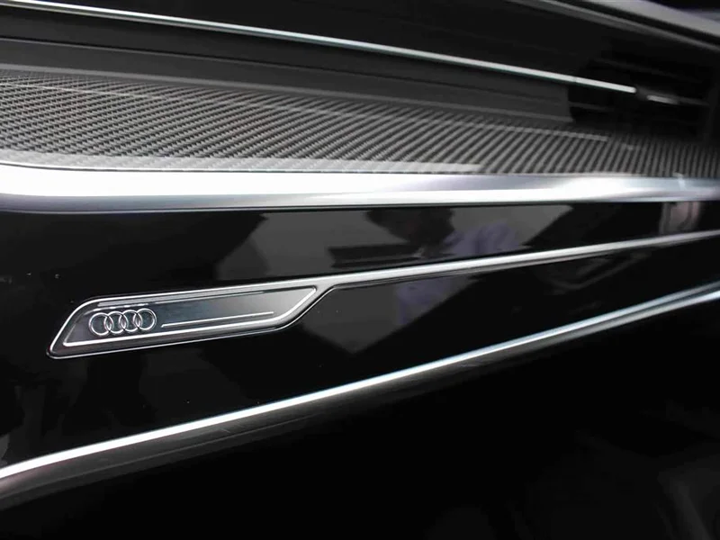 Audi A6L — фото 10