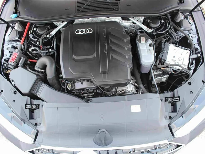 Audi A7L — фото 17