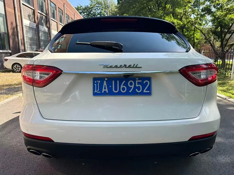 Maserati Levante — фото 5