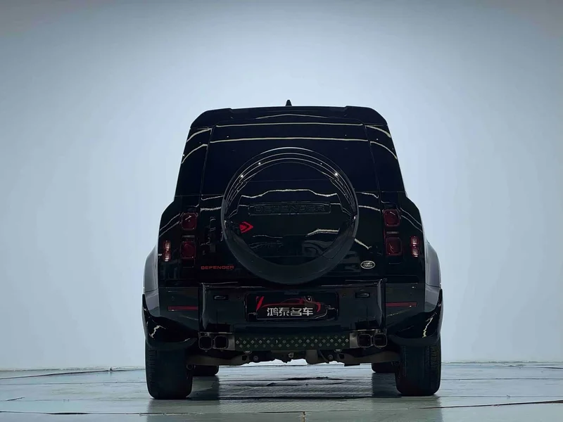 Land Rover Defender — фото 18