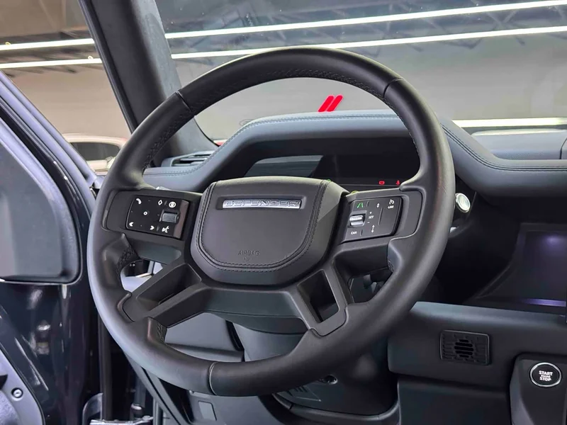Land Rover Defender — фото 9