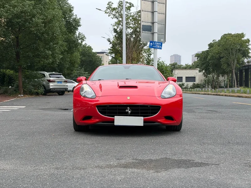 Ferrari California T — фото 2