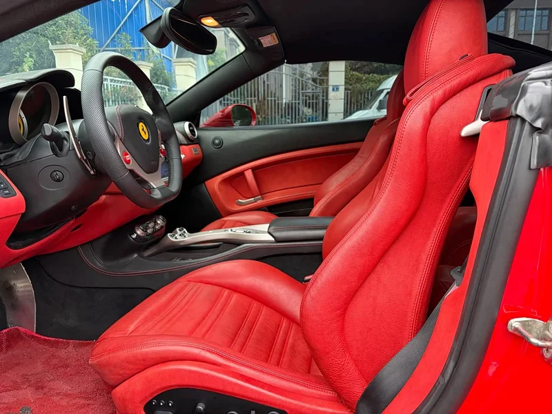 Ferrari California T — фото 5