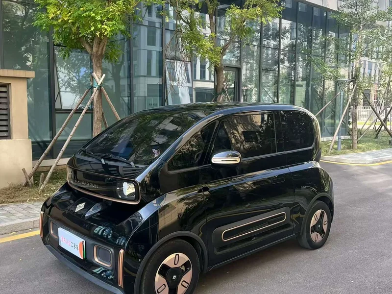 Baojun KiWi EV — фото 1
