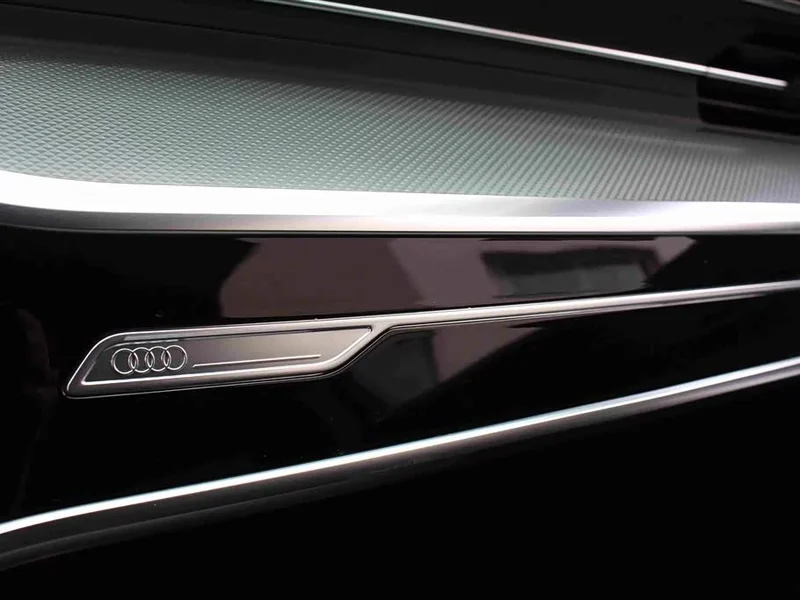 Audi A6L — фото 14