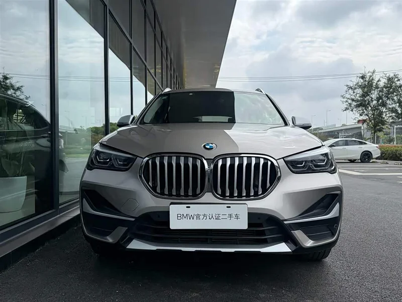 BMW X1 — фото 2