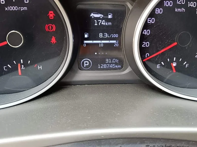 Kia Sportage — фото 8