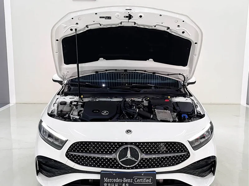 Mercedes-Benz A-Class — фото 14