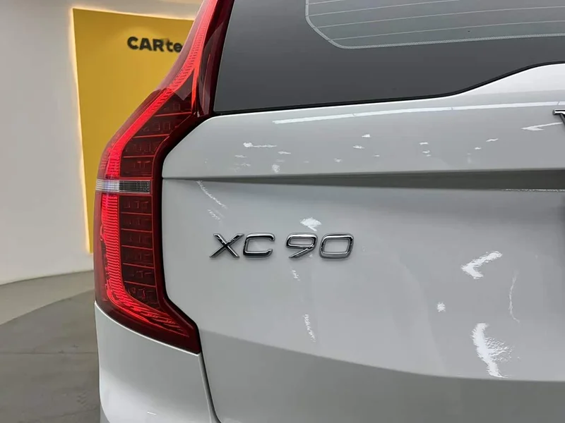Volvo XC90 — фото 6