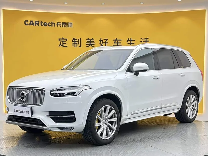 Volvo XC90 — фото 10