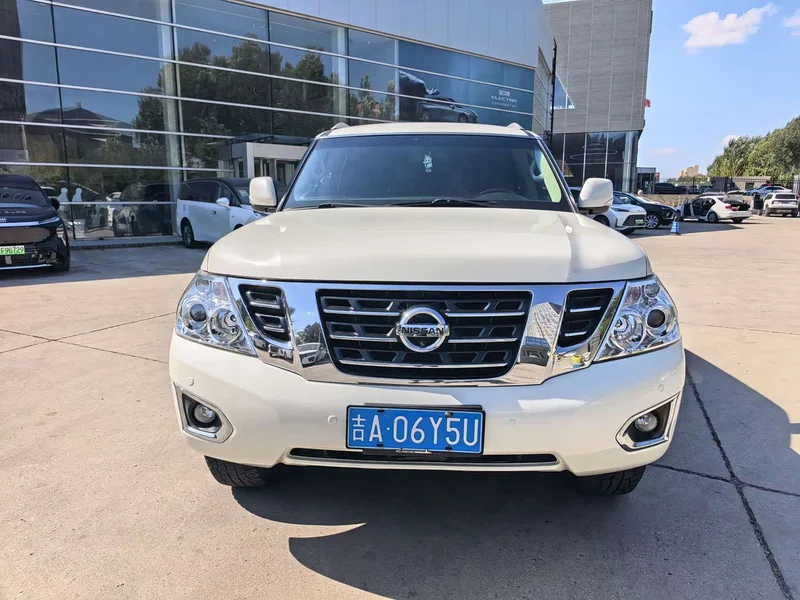 Nissan Patrol — фото 2