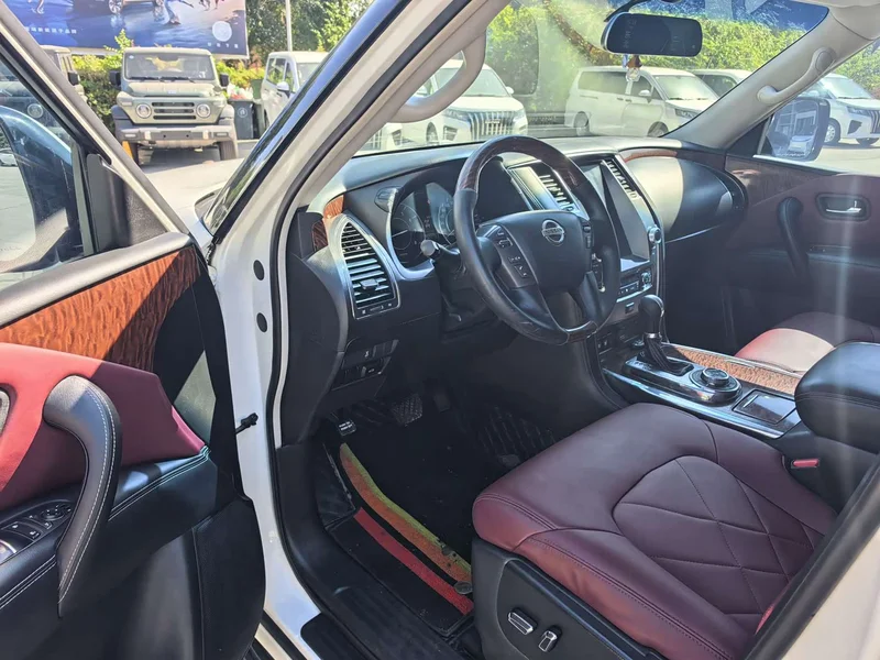 Nissan Patrol — фото 4