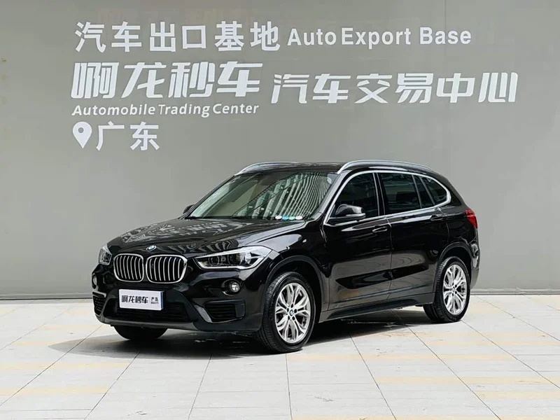 BMW X1 — фото 1