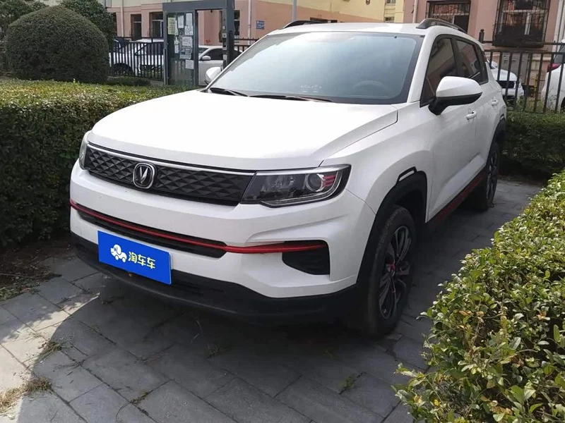 Changan CS35PLUS — фото 1