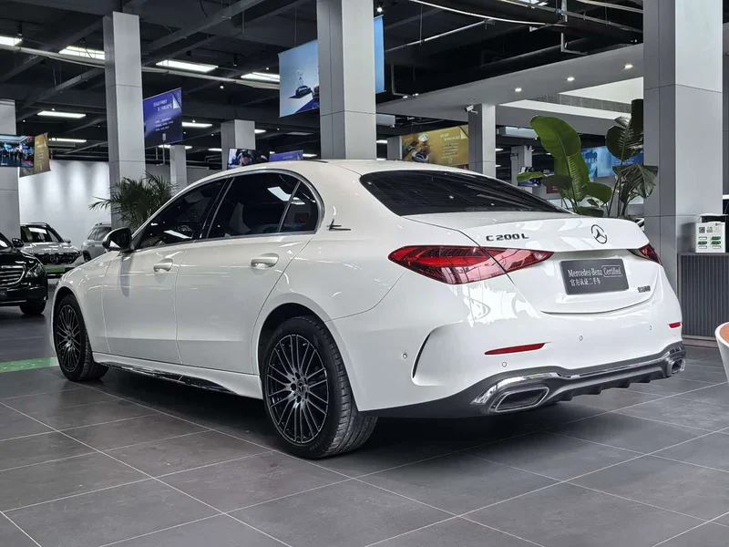 Mercedes-Benz C-Class — фото 16