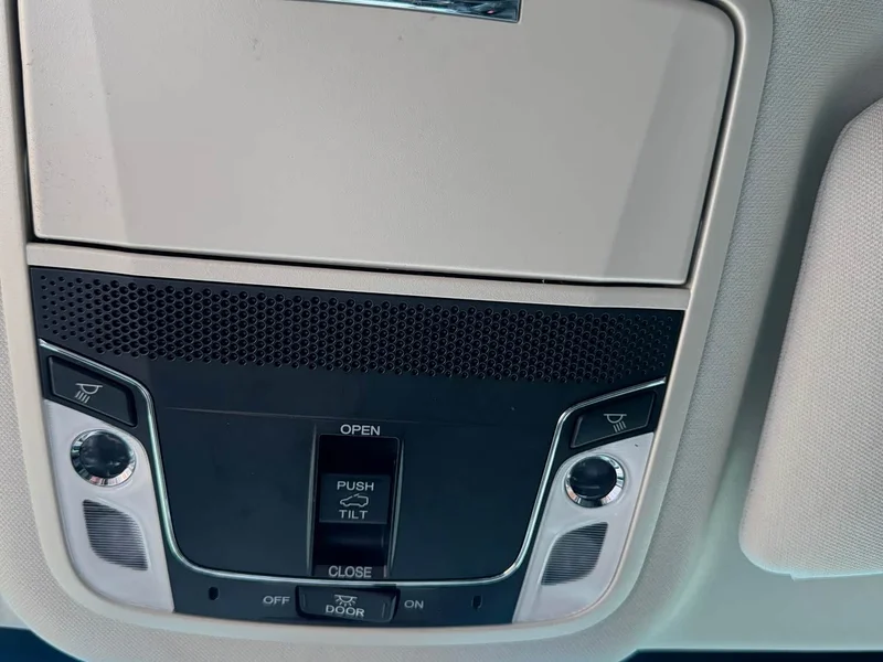Honda Odyssey — фото 12
