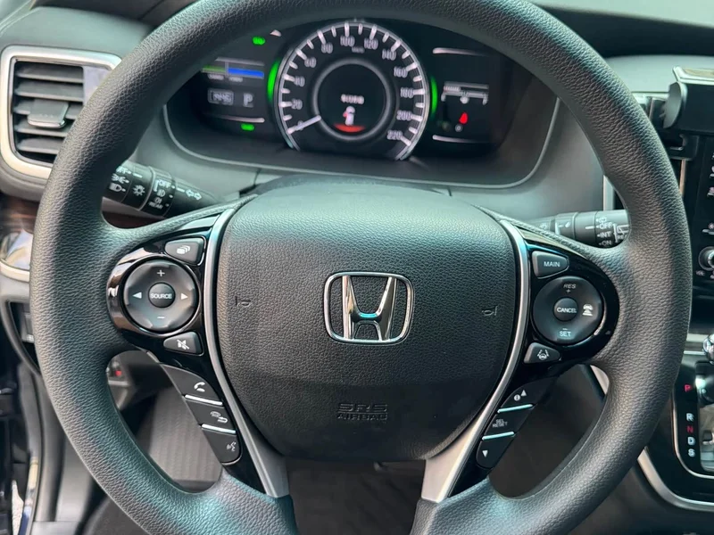Honda Odyssey — фото 13