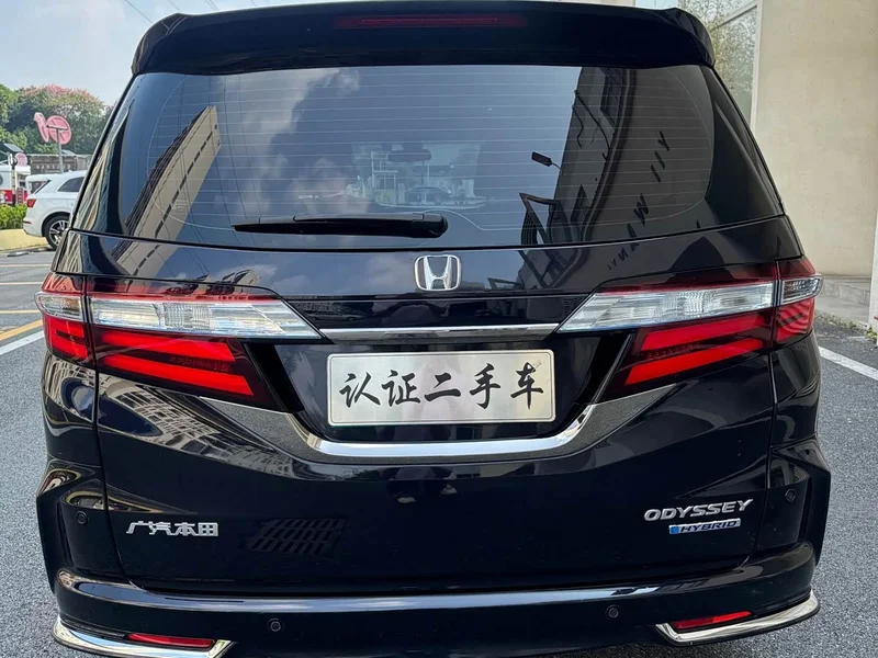 Honda Odyssey — фото 17