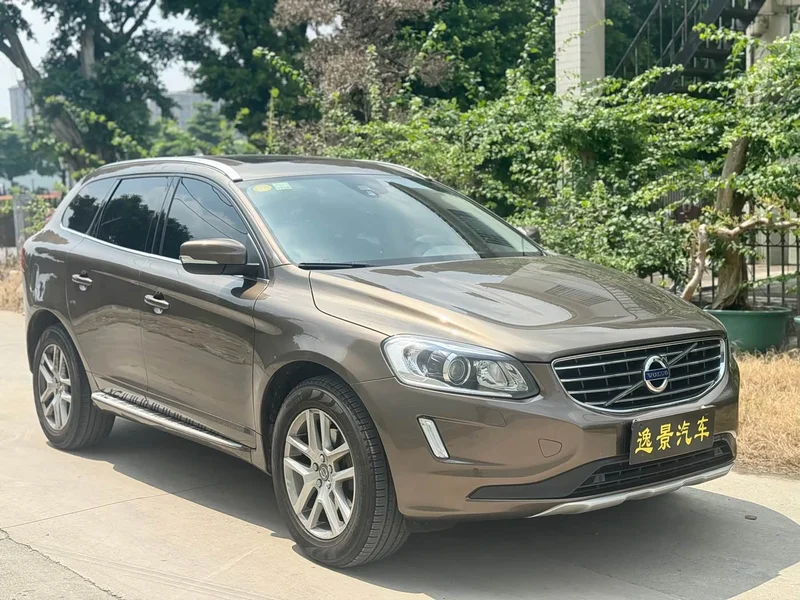 Volvo XC60 — фото 3