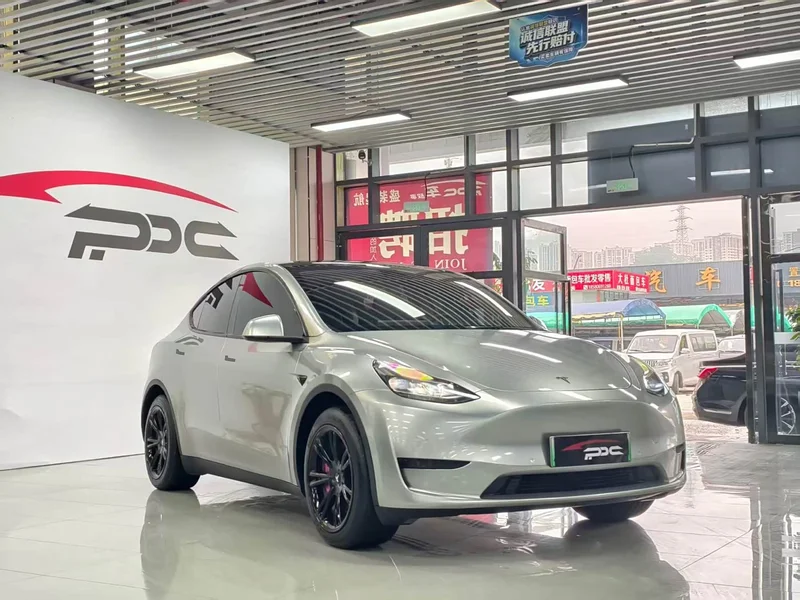 Tesla Model Y — фото 3