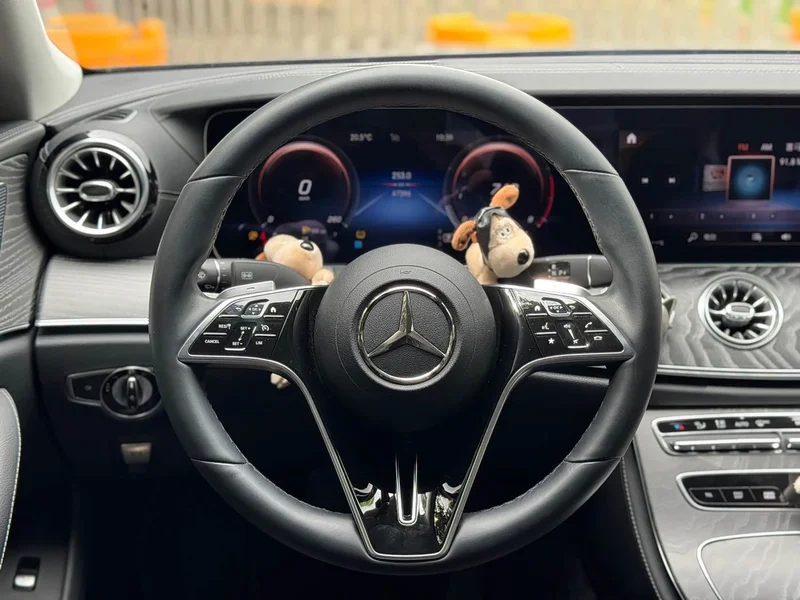 Mercedes-Benz CLS — фото 11