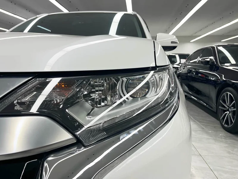 Mitsubishi Outlander — фото 24