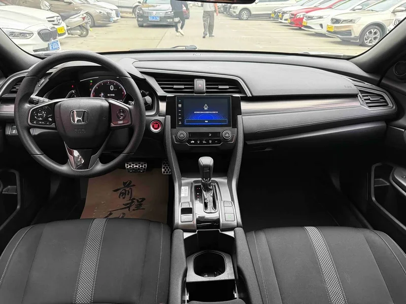 Honda Civic — фото 12