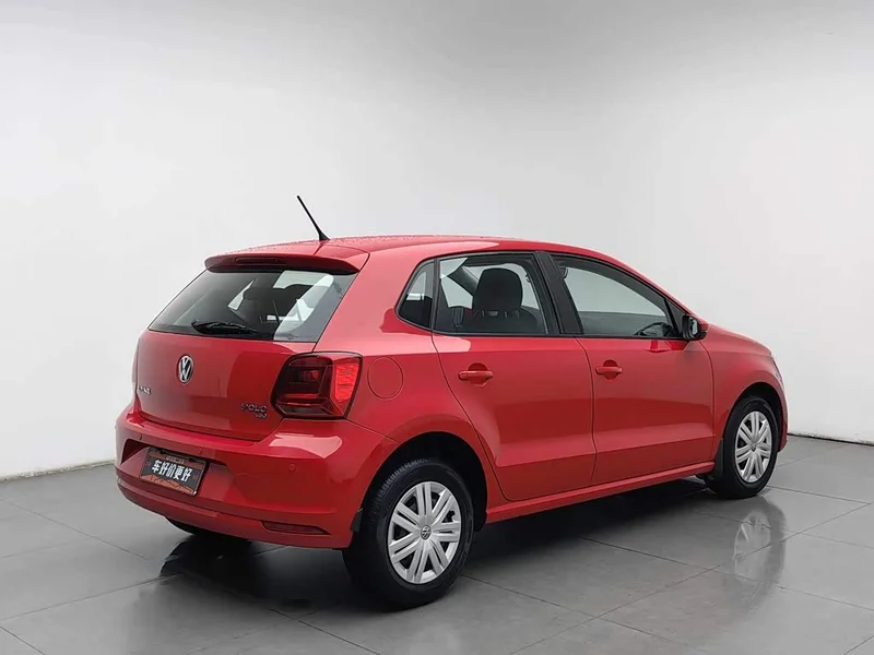 Volkswagen Polo — фото 2