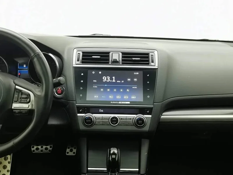 Subaru Legacy — фото 12