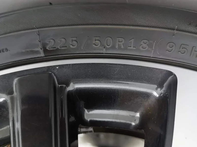 Subaru Legacy — фото 24