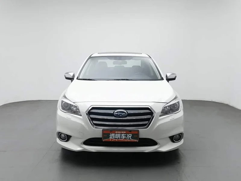 Subaru Legacy — фото 3