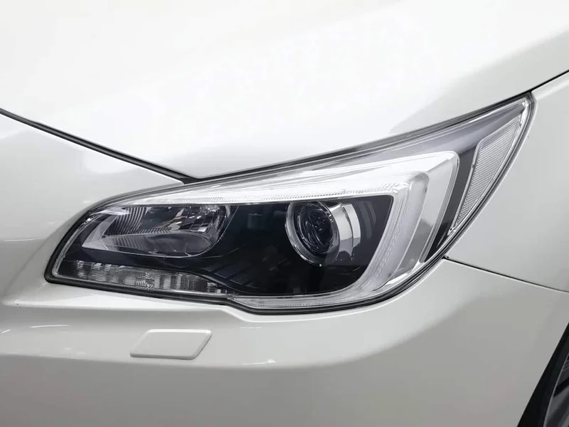 Subaru Legacy — фото 7