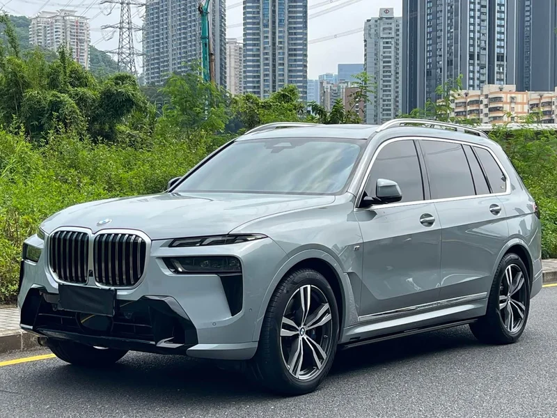 BMW X7 — фото 1