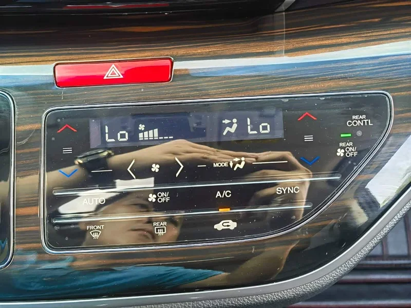 Honda Odyssey — фото 16