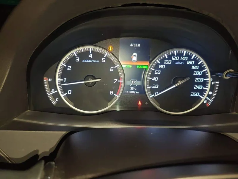Acura RDX (Imported) — фото 13