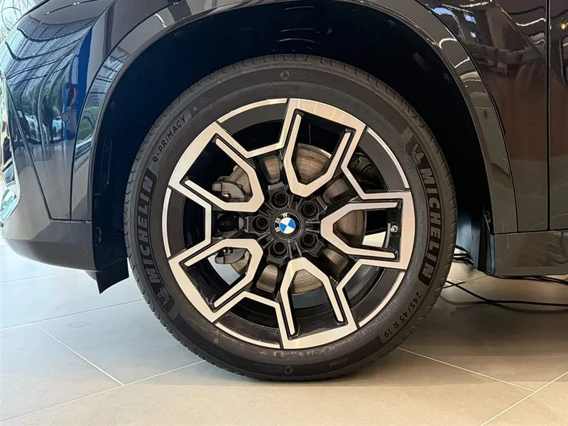 BMW X1 — фото 15