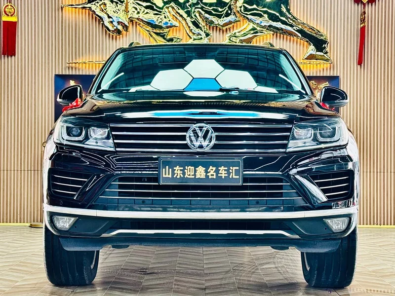 Volkswagen Touareg — фото 2