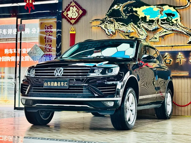 Volkswagen Touareg — фото 3