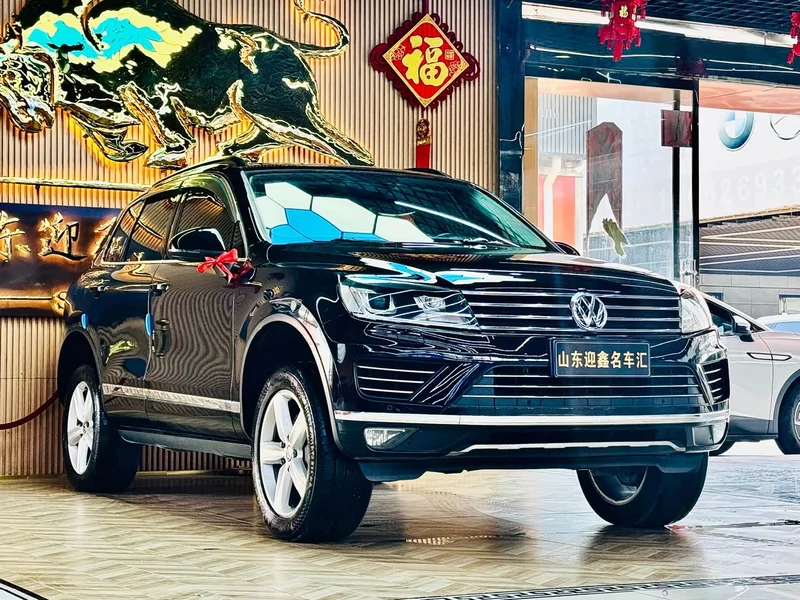 Volkswagen Touareg — фото 4