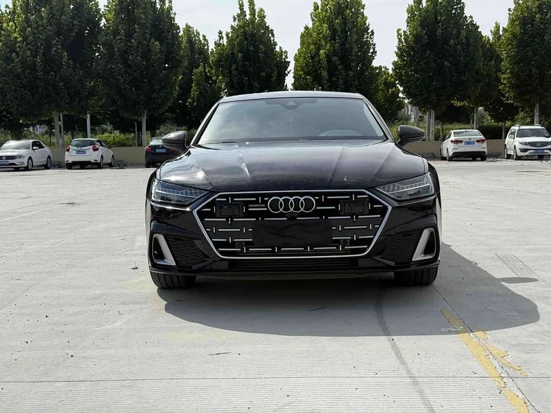 Audi A7L — фото 3