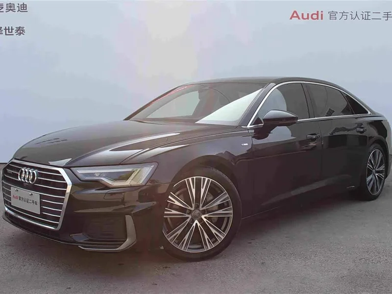 Audi A6L — фото 1