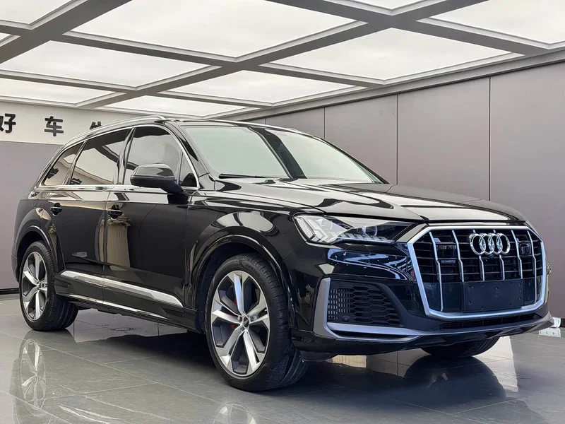 Audi Q7 — фото 3
