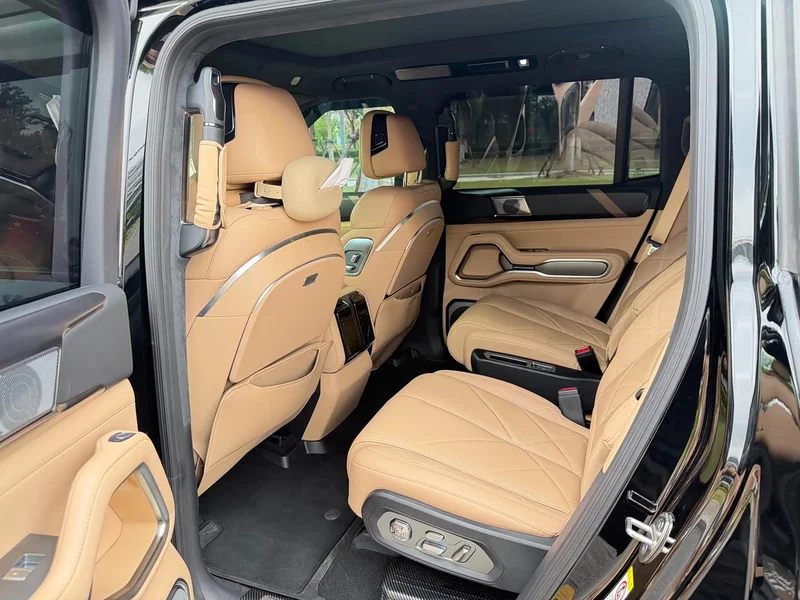 BYD Leopard 8 — фото 13