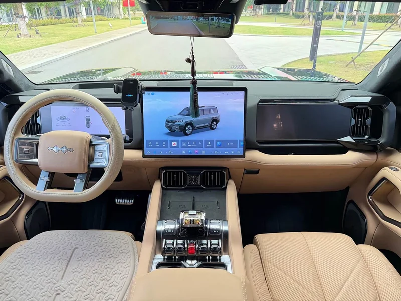 BYD Leopard 8 — фото 18