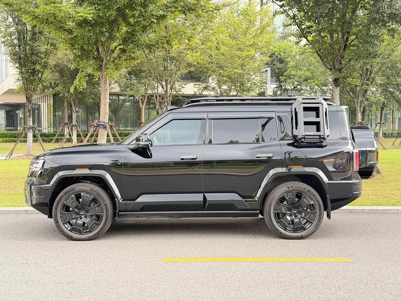 BYD Leopard 8 — фото 7