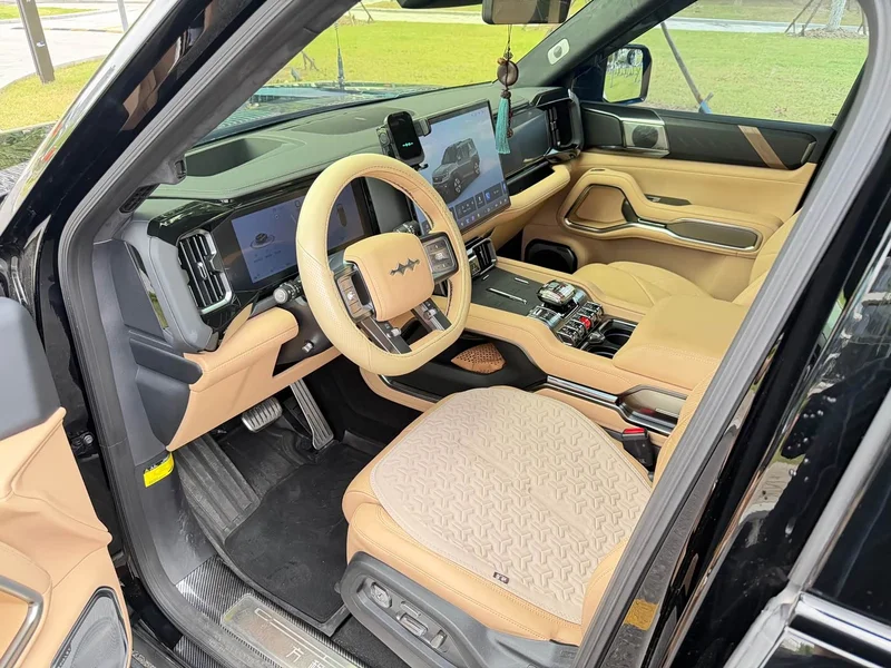 BYD Leopard 8 — фото 10