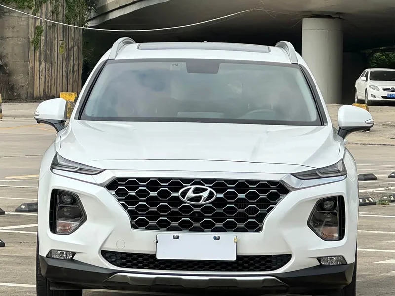 Hyundai Santa Fe — фото 2