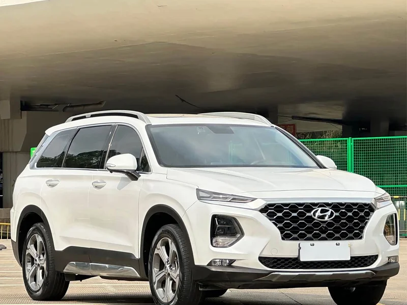 Hyundai Santa Fe — фото 3